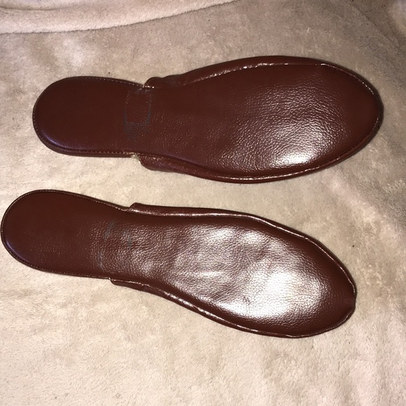 Vintage brown and white leather slippers / house shoes - Picture 3 of 4
